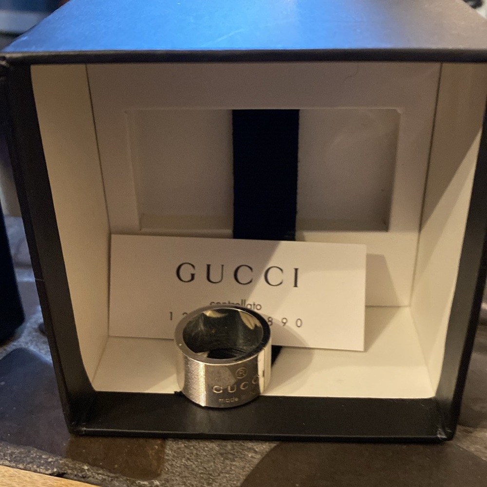 Authentic Gucci ring - Picture 3 of 6